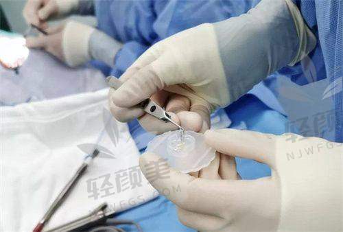 【张掖市人民医院眼科是私立还是公办】