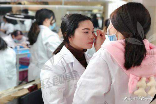 三、不同脸型怎么选?根据需求精细打针!