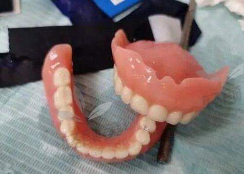 【西吉县皓齿怡仁口腔门诊部是私立还是公办】